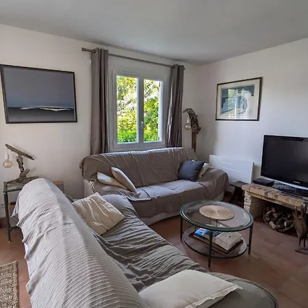 Holiday home Echapee Blonvillaise, Maison Familiale Avec Jardin Blonville-sur-Mer